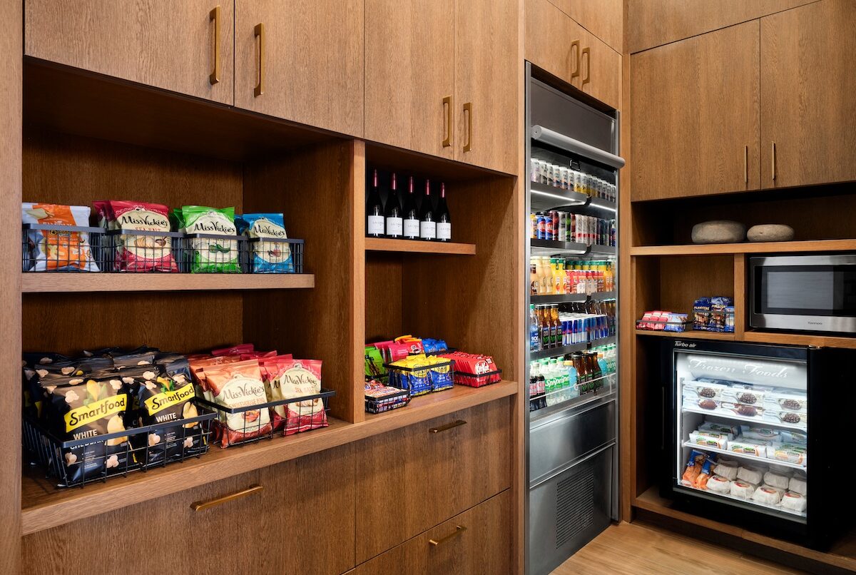 Hotel Centro Sonoma market with snacks, wine and refrigerated snacks/drinks